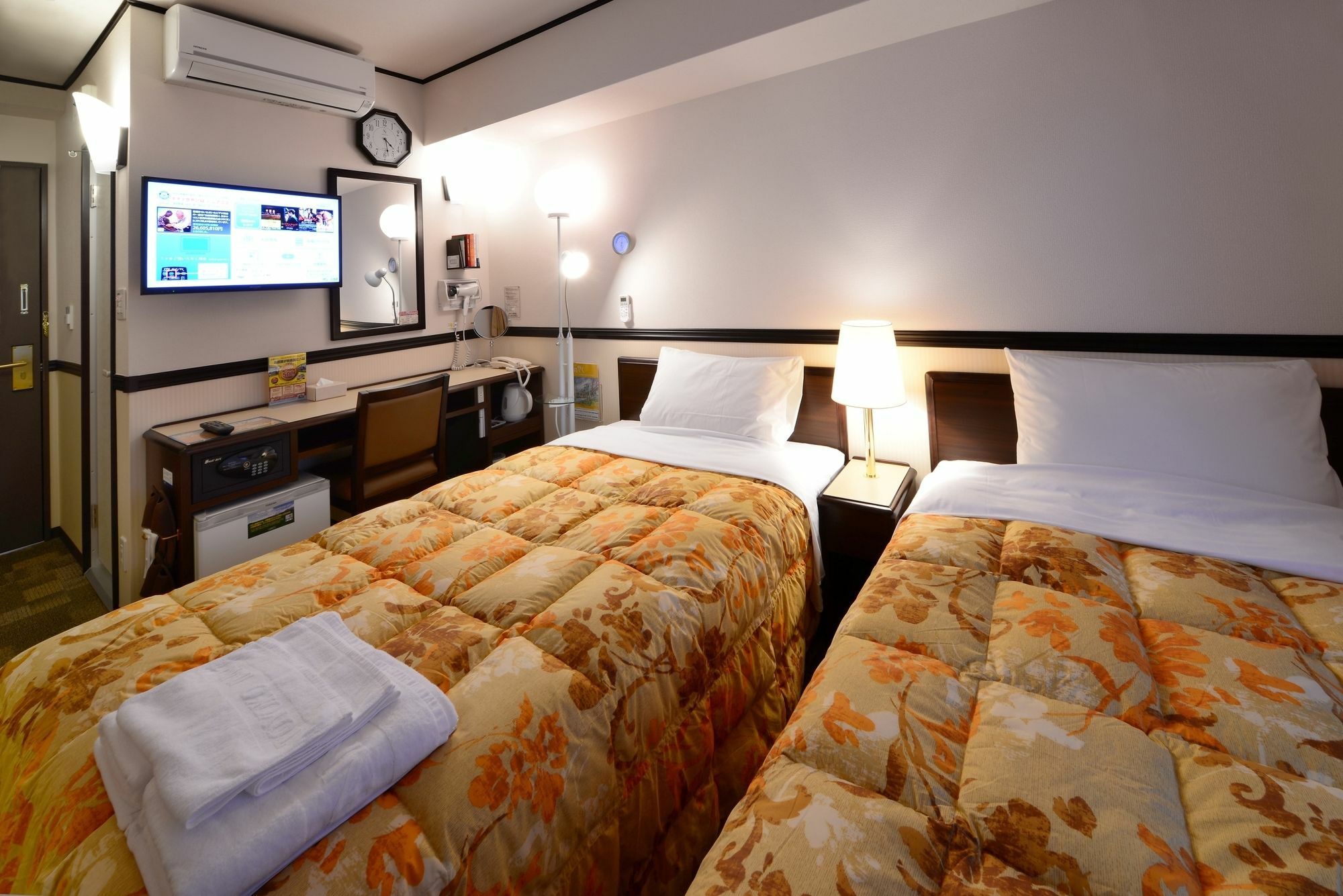 Toyoko Inn Kyoto Gojo Omiya Екстериор снимка